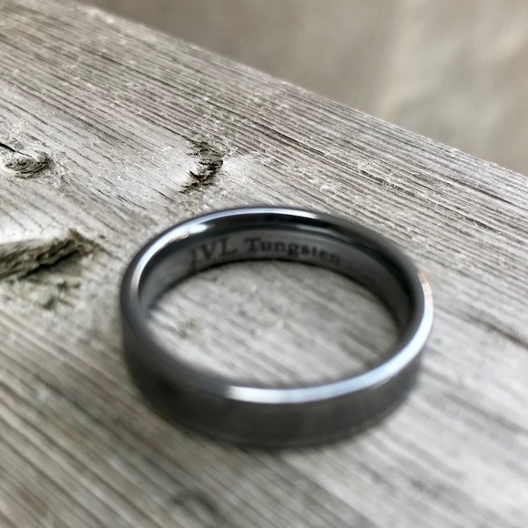 JVL Other - JVL Tungsten Ring Size 9